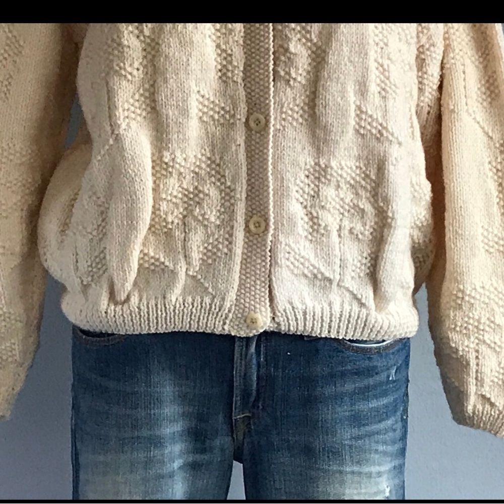 Vintage sweet textured cardigan - Picture 9 of 13